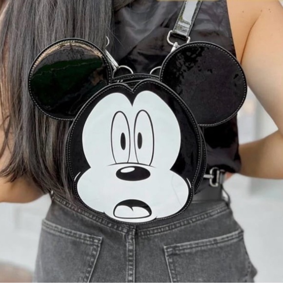 Disney Loungefly Spooked Mickey Mouse Convertible Mini Backpack UK EXCLUSIVE - Picture 2 of 8